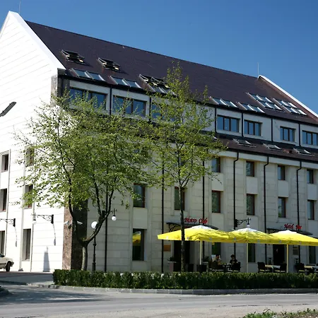 מלון Ventura Boutique 3*