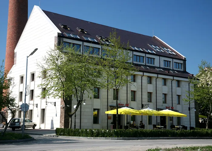 מלון Ventura Boutique 3*