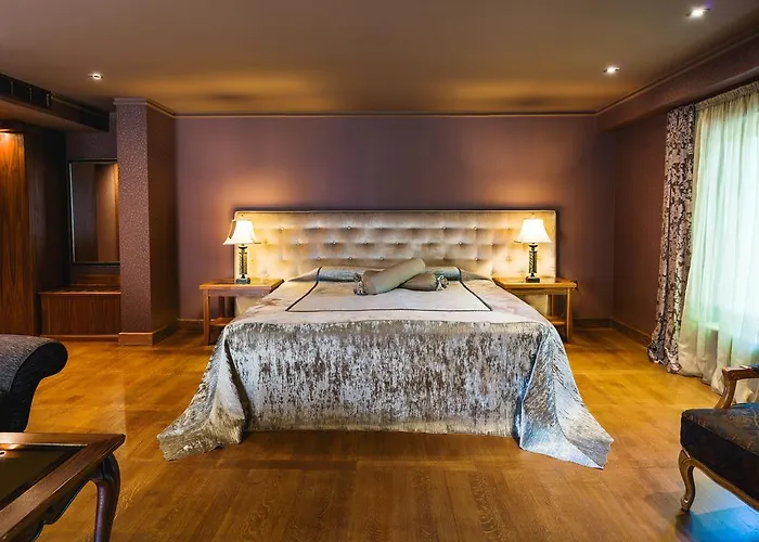 Ventura Boutique 3* וארנה